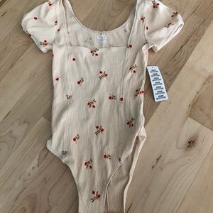 NWT Urban Outfitters Cream Bodysuit